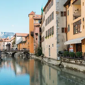L'escale Du Château à 500m Du Rue Carnot , Annecy France
